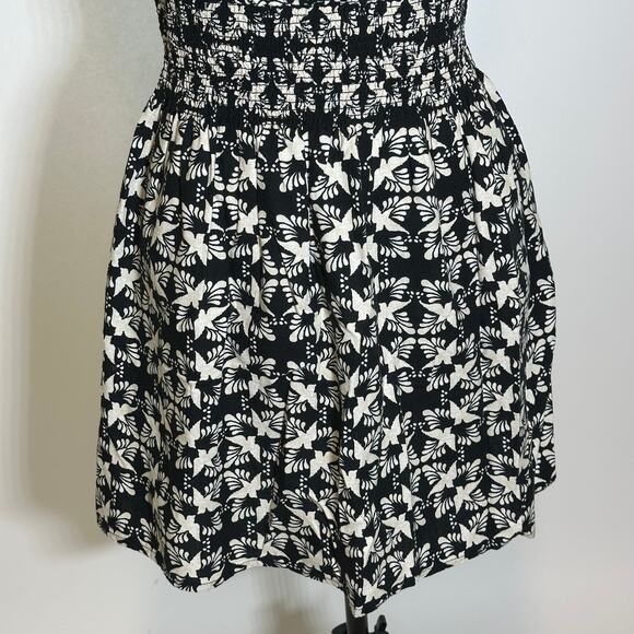 NWT Universal Thread Black/Cream Floral Smocked Waist Sundress Womens Size Small - Picture 3 of 12